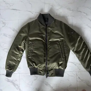 TATRAS 다운 자켓 올리브색