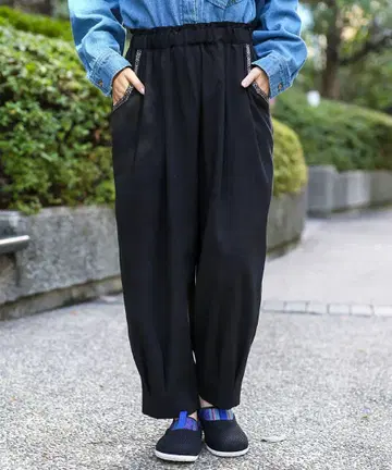 티티카카 기모 에그 턱 팬츠 블랙