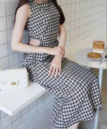 POMME d'amour charm side ribbon onepiece