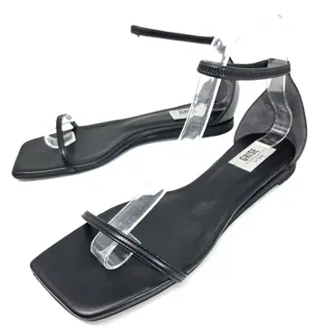le Talon 르탈론 앵클 스트레치 플랫 샌들 블랙 가죽