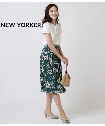 새상품급 NEWYORKER 뉴요커 꽃무늬 플레어 스커트 11 그린