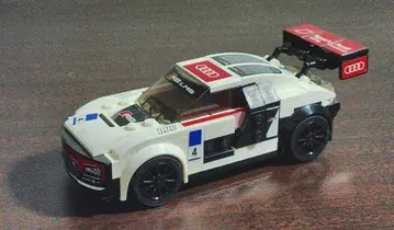 LEGO Audi R8 LMS