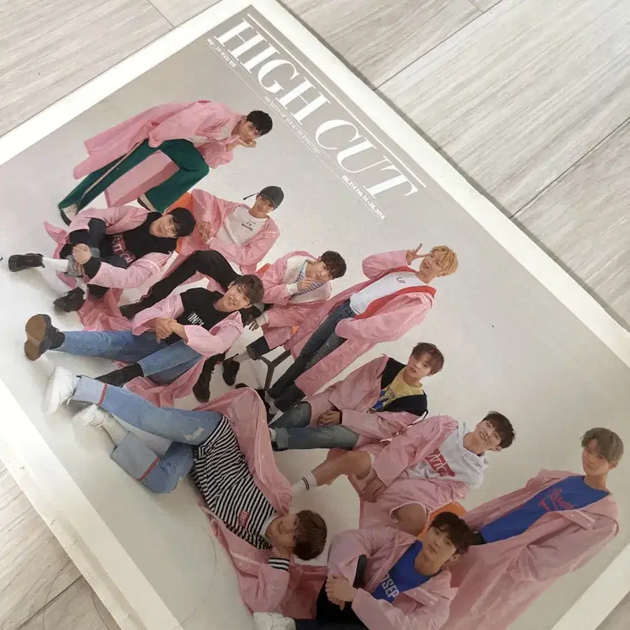 Early Wanna One Photobook on Bunjang Global Site.