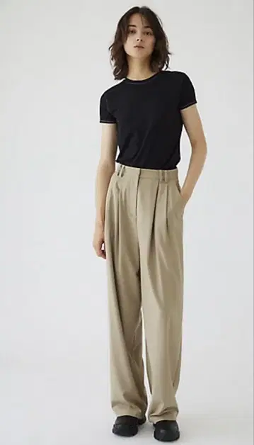 RIM.ARK/림아크 W tuck wide slacks