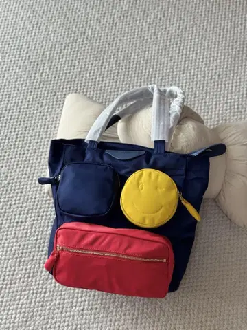 ANYA HINDMARCH 나일론 토트백 Multi Pocket