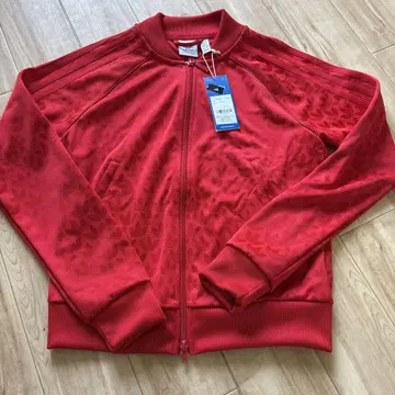 adidas IB8798 레드 자켓
