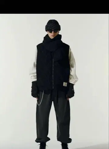 cootie NYLON QUILTING WORK VEST M 사이즈