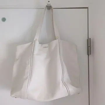 FURLA 화이트 토트백