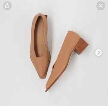 미사용 새상품 WAL&PAI 가죽 펌프스 비대칭 beige 37