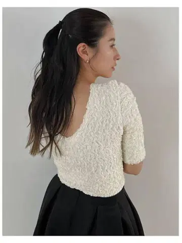 CLANE W FACE SHIRRING CROPPED TOPS