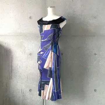 DIANE von FURSTENBERG 실크 비쥬 백 오픈 원피스