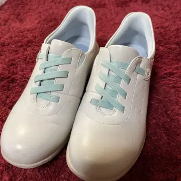 스케쳐스