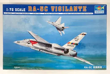 트럼페터 1/72 RA-5C VIGILANTE 01616