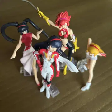 큐티 허니 피규어 4개 세트