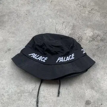 PALACE 버킷햇 블랙