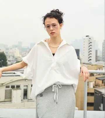 클로레 CLORE+ Airy Over Shirt 에어리 오버 셔츠