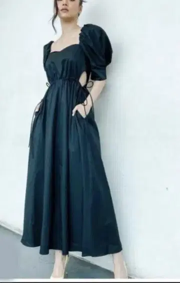 ZARA 퍼프 슬리브 컷 원피스