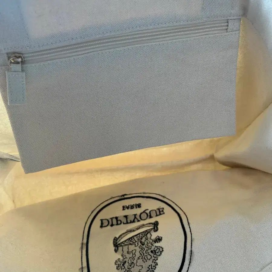 Ricky White III: Special Teams Star at NFL Combine, image size:900x900