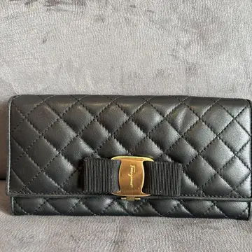 Ferragamo 장지갑