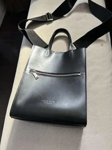 퍼블릭 도쿄 숄더백