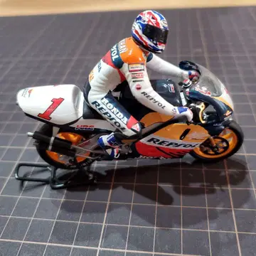 ONYX 1/24 오카다 타다유키 & NSR500