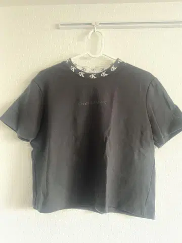 CALVIN KLEIN JEANS 블랙 티셔츠 M