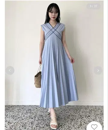 릴리 브라운 크로스 디자인 원피스