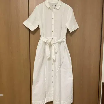 미셸 보드윈 화이트 셔츠 원피스 반팔