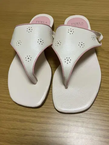 FURLA 가죽 샌들 35