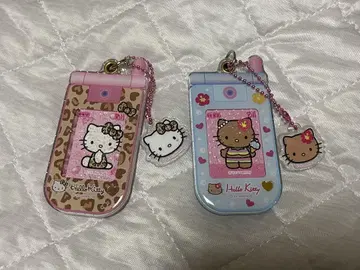 헬로키티 슬라이드 폴더폰 키링 레오파드 무늬 일광화상 키티