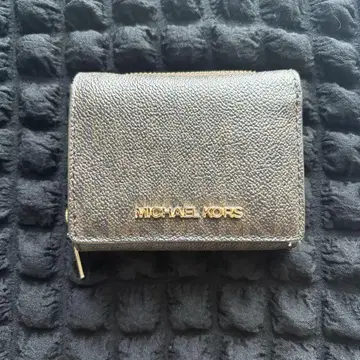 MICHEAL KORS 마이클코어스 3단 폴더형 지갑