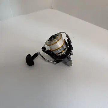 DAIWA EXCELER 3012H 낚시릴 블랙/실버/금 우핸들