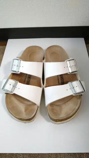 BIRKENSTOCK 애리조나 화이트 38