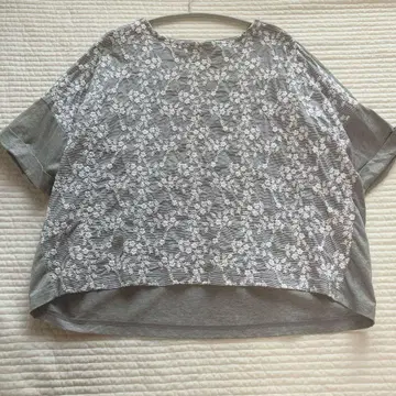 Beardsley 프론트 자수 티셔츠