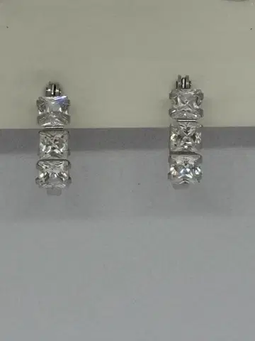 K14WG 화이트 골드 스톤 귀걸이