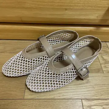 여름 플랫 샌들, 발레 슈즈 스타일