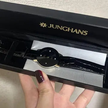 작동 중! 융한스 다이아 손목시계