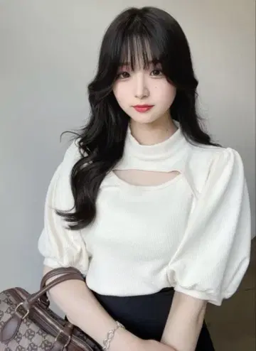 TITTY&CO. 데콜테 오픈 퍼프 슬리브 상의