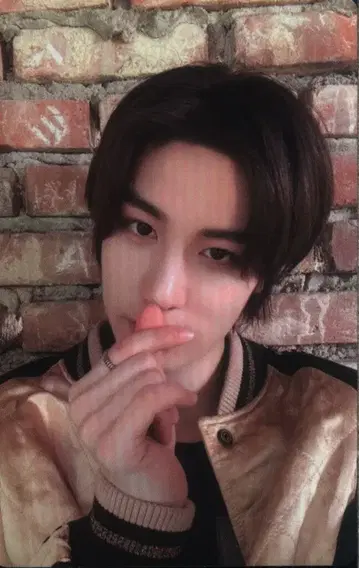 BOYNEXTDOOR LEEHAN WHY.. MOODY