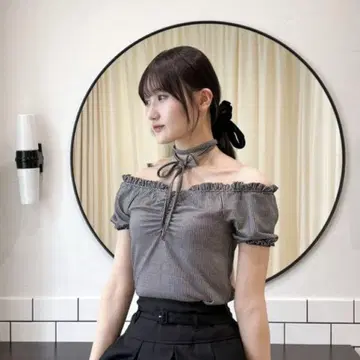 AN MILLE 넥 리본 프릴 티셔츠