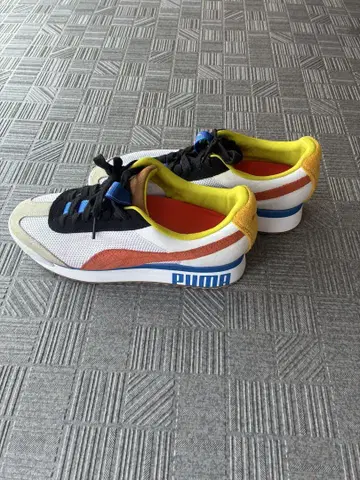 PUMA 통굽 스니커즈
