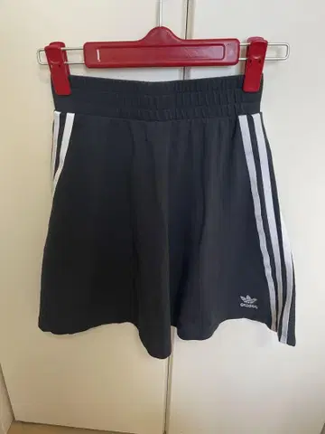 아디다스 플레어 스커트 블랙 S