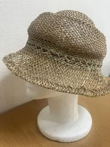 밀짚 버킷햇 베이지
