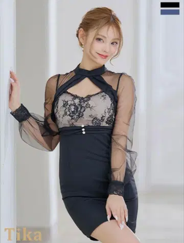 레이스 시스루 타이트 드레스 블랙