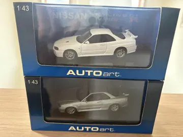 AUTOart NISSAN SKYLINE R34 GTR V-SPEC II
