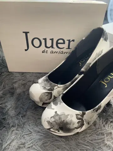Jouer 플라워 프린트 하이힐 펌프스