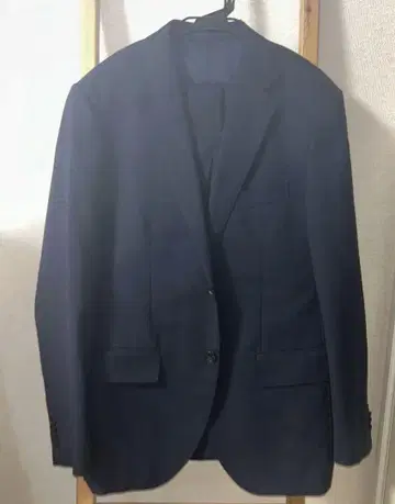 KASHIYAMA 네이비 수트 셋업