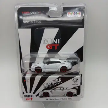 MINI GT LB Works Nissan GT-R Matte White