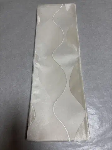 세련된 반폭 오비, 타테와쿠 패턴 아이보리색