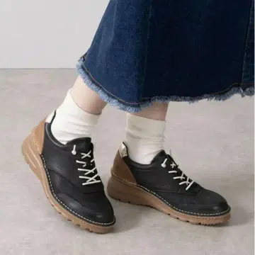 일본제 스니커즈 23.5cm 블랙